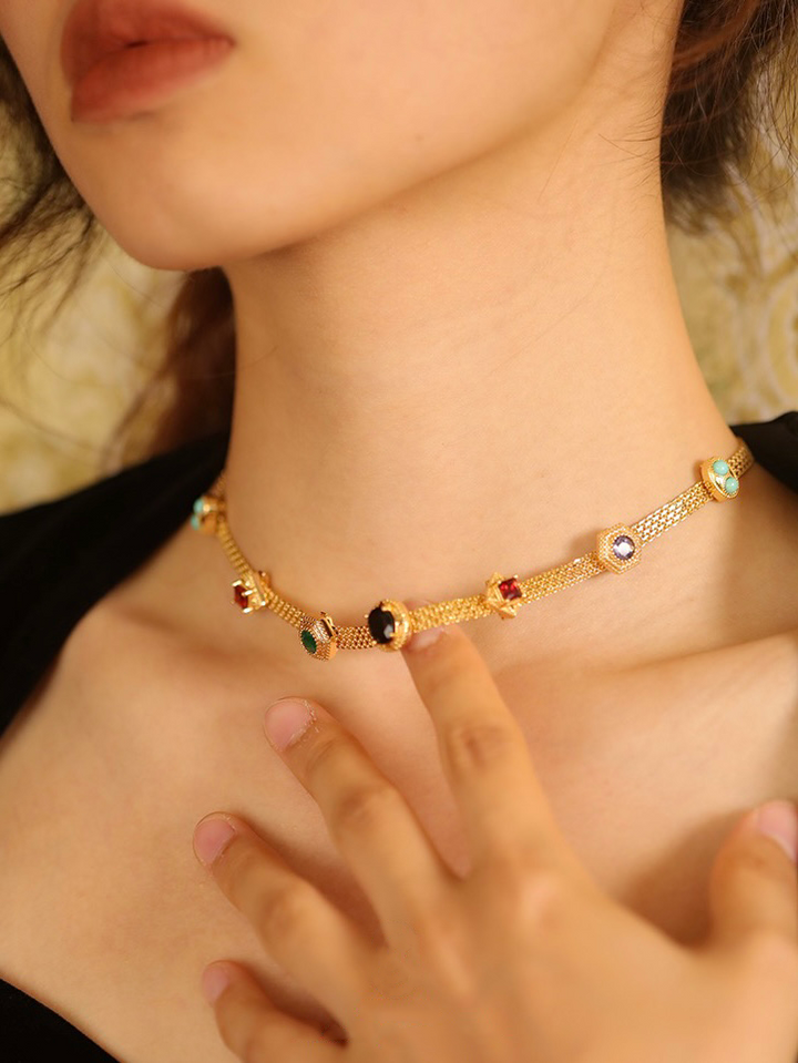 Aurum Elegance Necklace